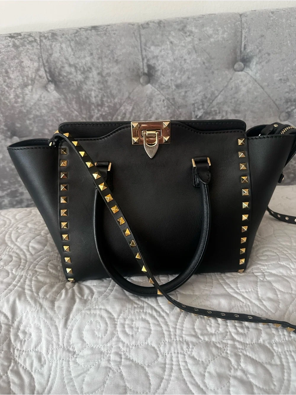 Valentino Garavani Black Leather Rockstud Purse
